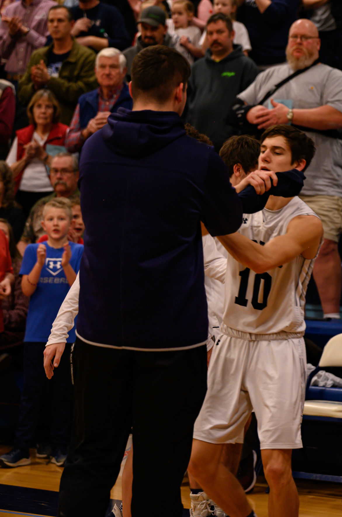 BoysBasketballvsAva(56of154)-Copy-Copy.jpg